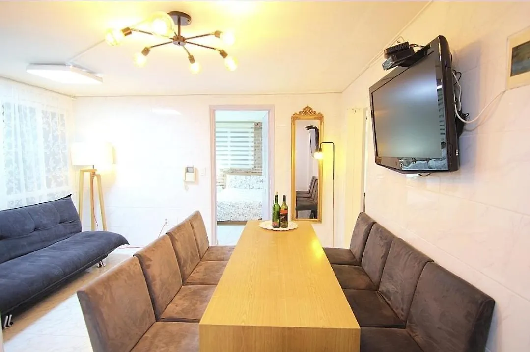 Y Stay Seoul Apartment