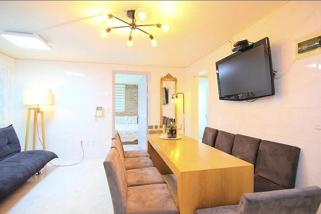 Y Stay Seoul Apartment